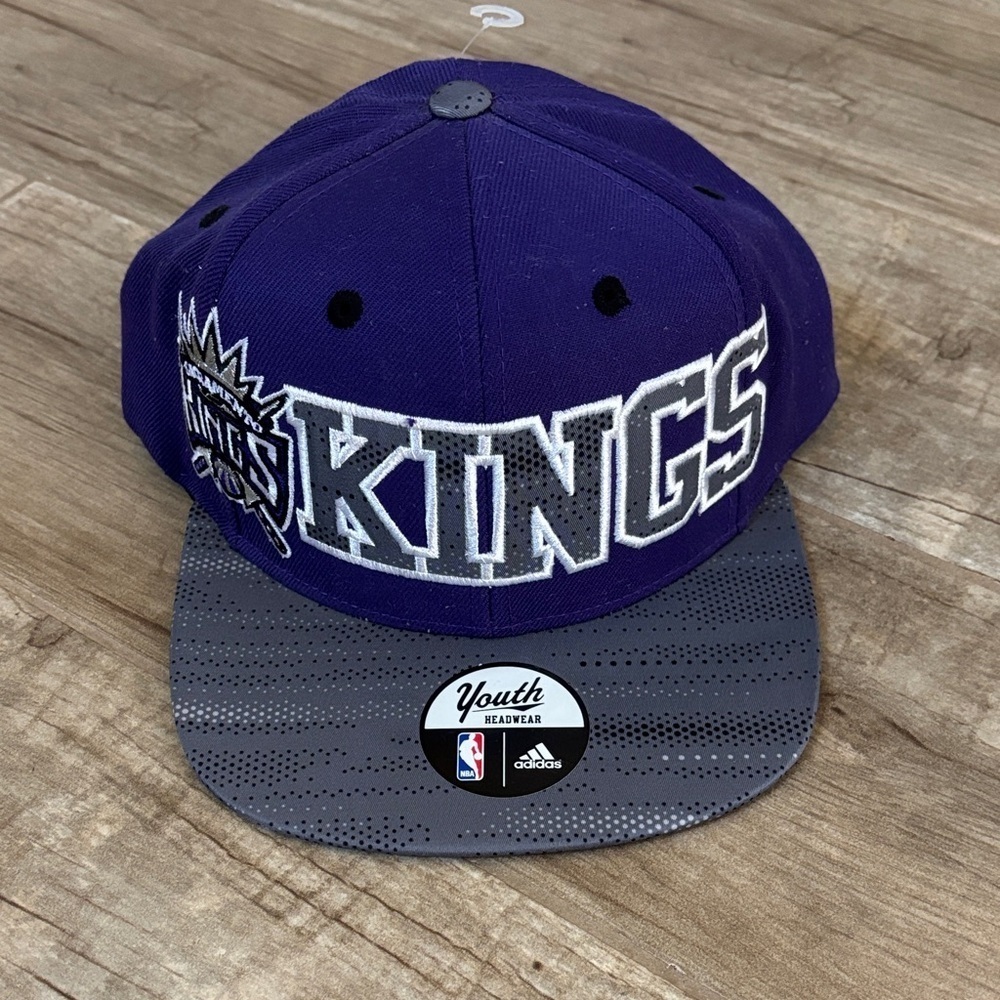 Adidas Purple and Gray Kings SnapBack Cap. NWT